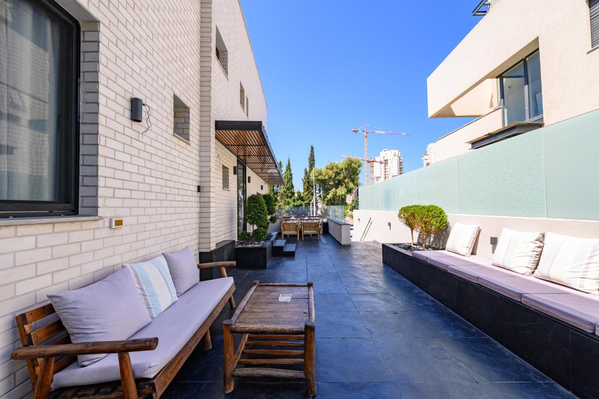 Rokah Luxury Villa At Ramat Hahayal Τελ Αβίβ Εξωτερικό φωτογραφία
